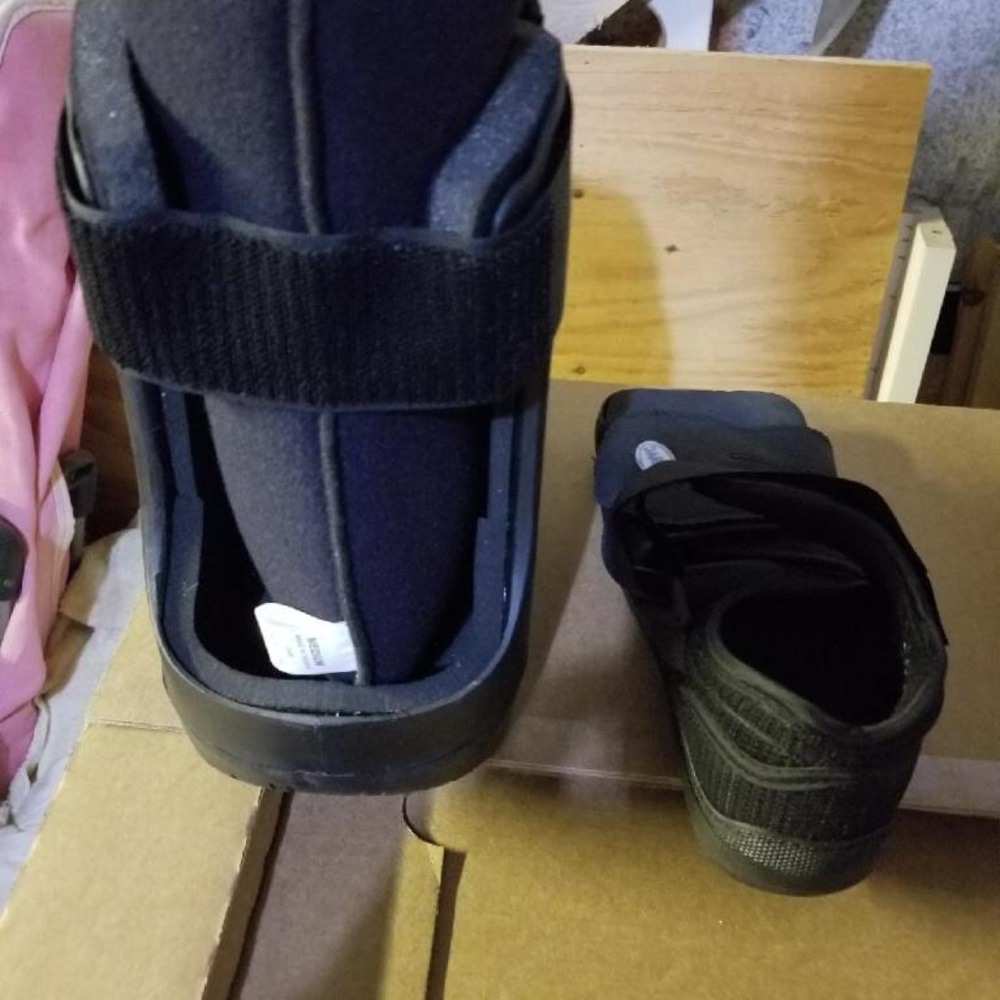 Boot - Picture 2 of 3